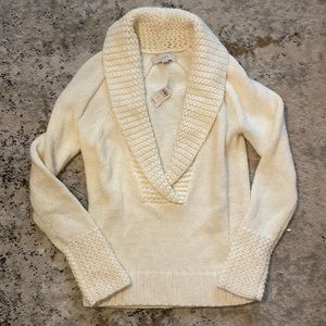 NWT LOFT sweater size small